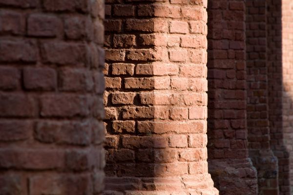 Brick Pillars Installation in Jacksonville